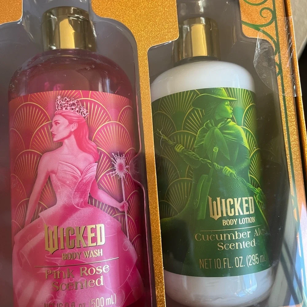 Wicked Luxury Bath 4 Piece Set